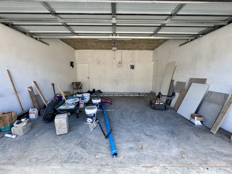 4 Bedroom Property for Sale in Sandown Western Cape